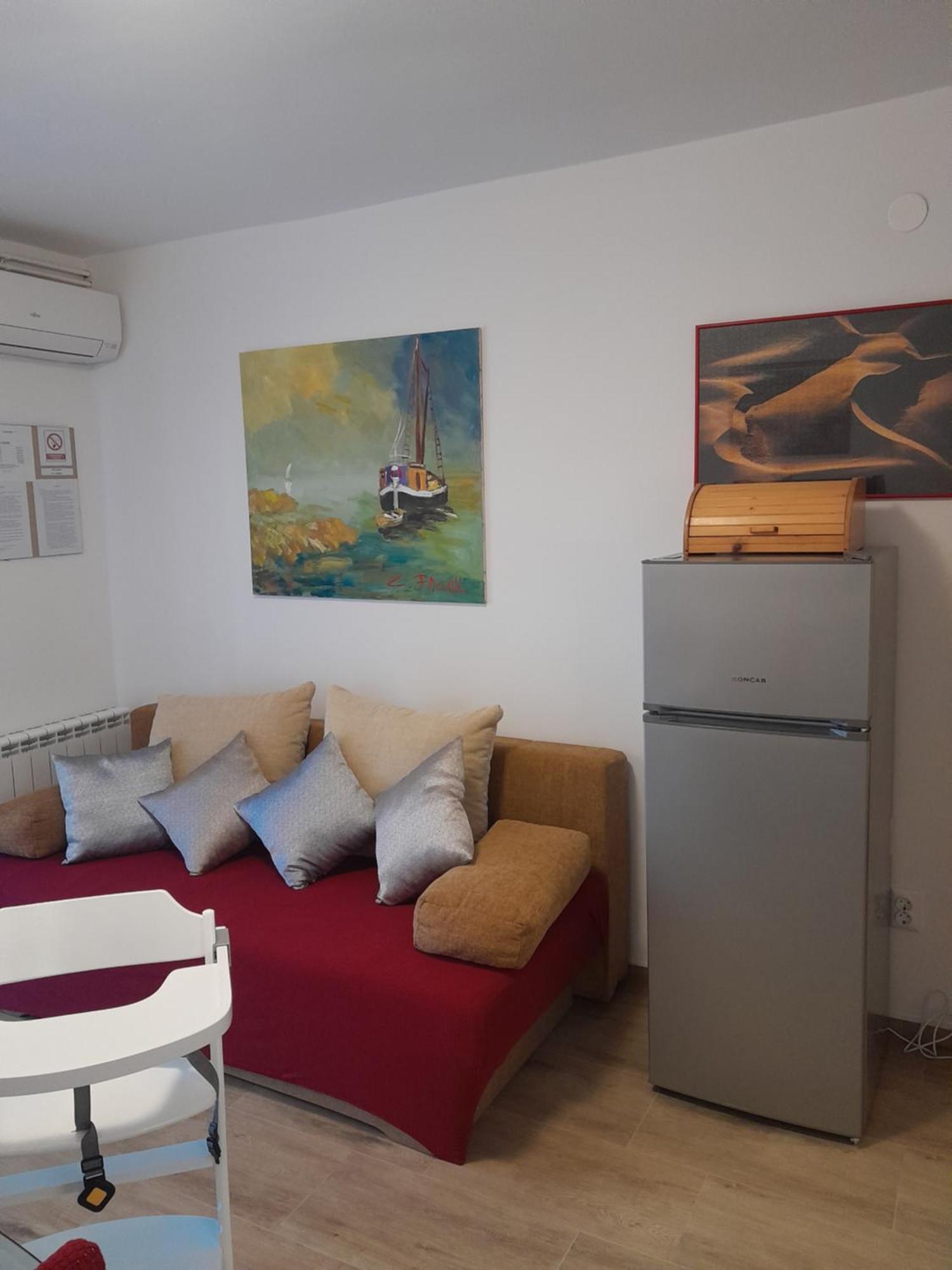 Apartment Dean Klimno Luaran gambar