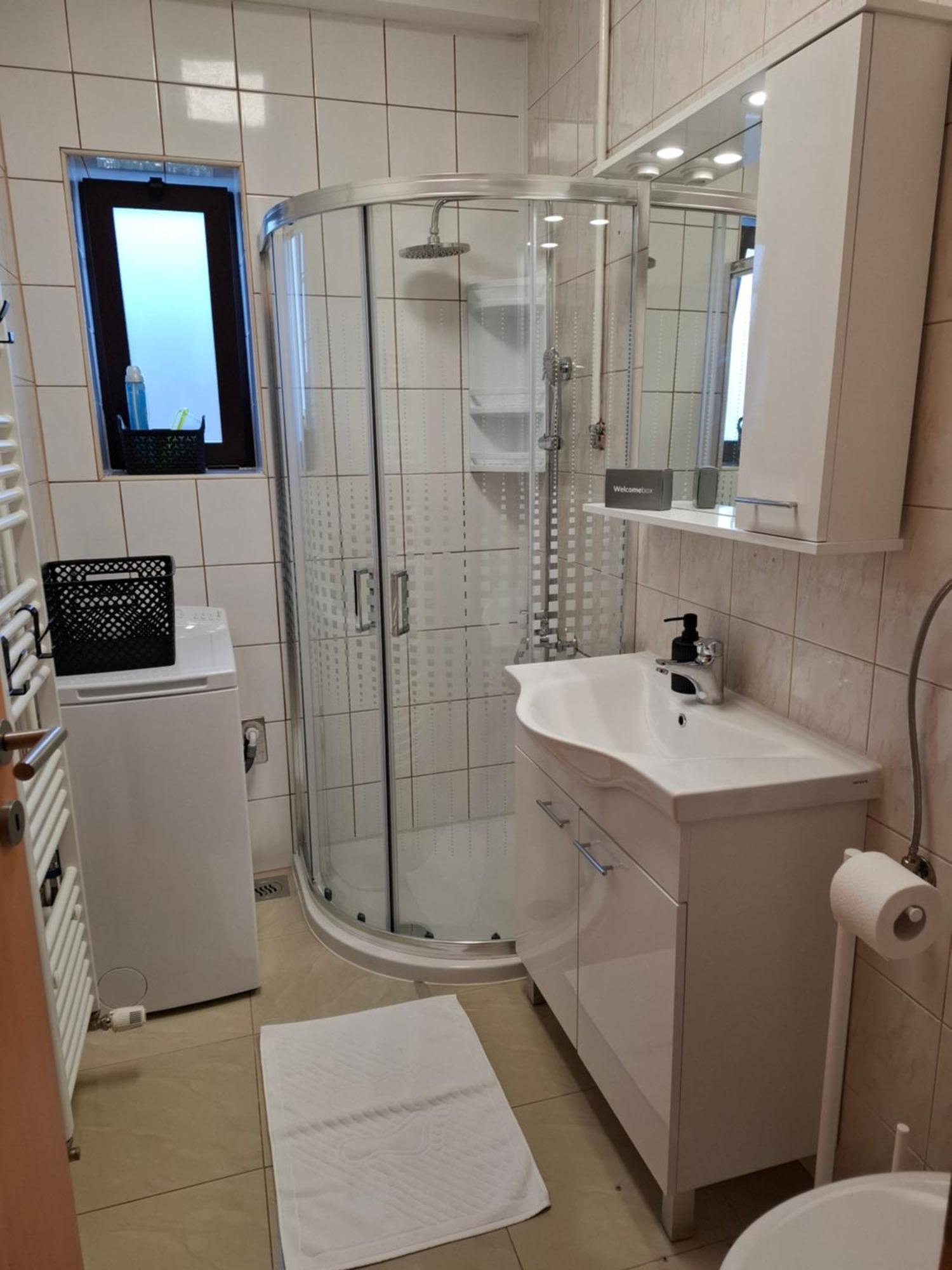 Apartment Dean Klimno Luaran gambar